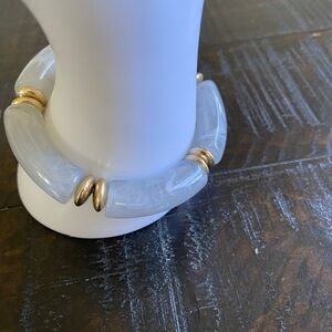 Canvas Chunky Gray Marbled Resin Bracelet with Gold Accents